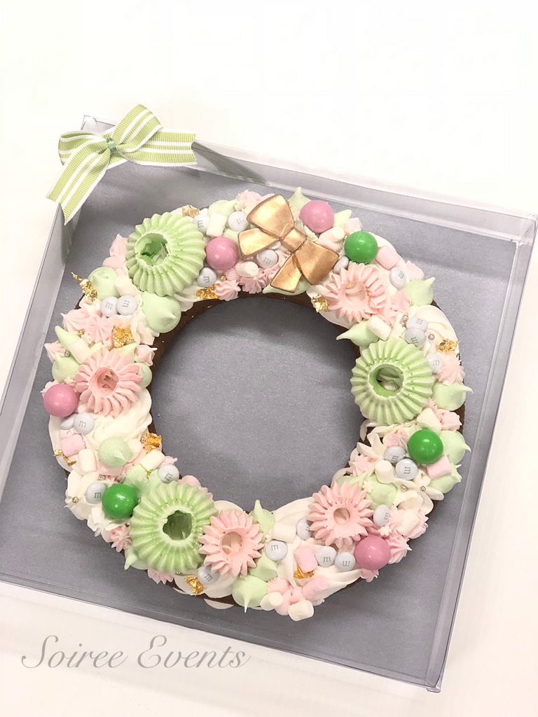 Gingerbread Cookie Christmas Wreath Soiree